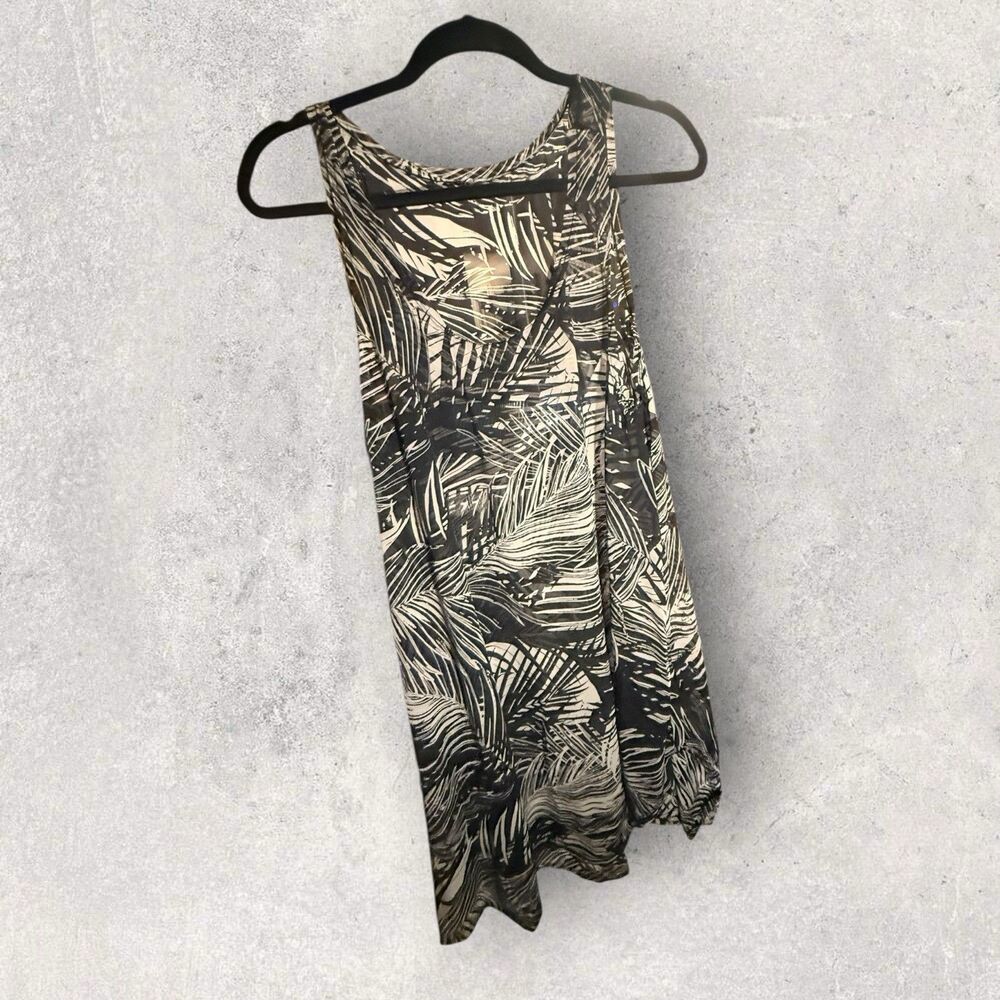 Black And White Palm Swimsuit Coverup One Size - Picture 2 of 3